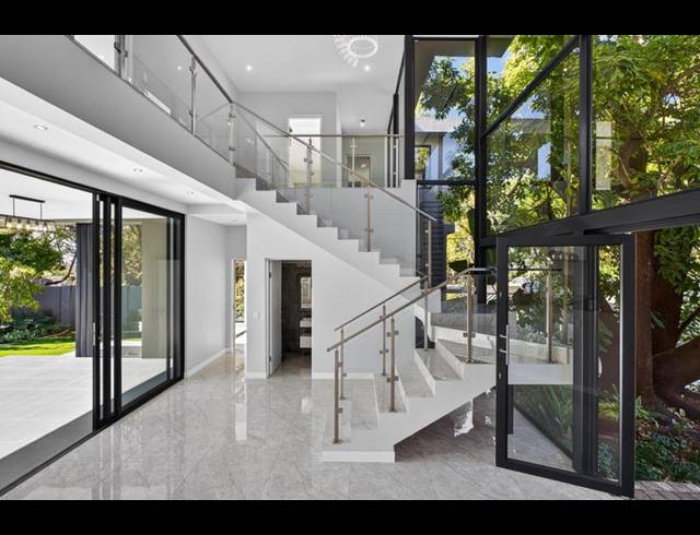 4 BEDROOM HOUSE FOR SALE IN BRYANSTON